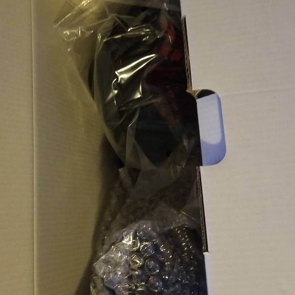 CHI Hair Dryer - Picture 7 of 9